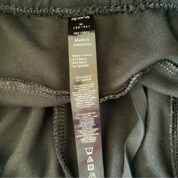 Mens Black Shorts SZ 32-34 Soft Comfortable Leisure or Athletic - Picture 6 of 7